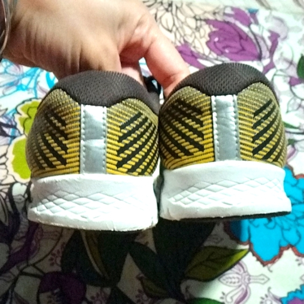 Saucony S-Guide 13 Kids Sneakers - Picture 4 of 12